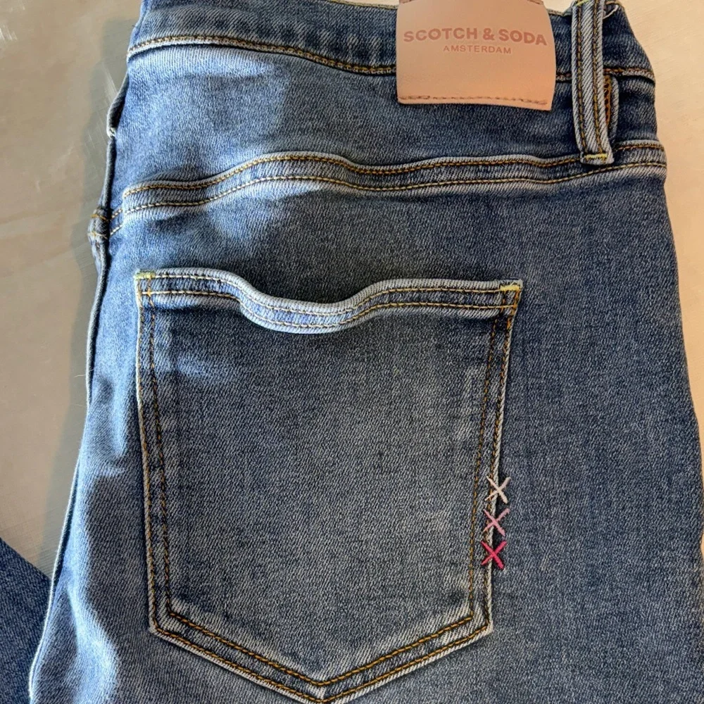 Scotch & Soda Light Wash Straight Leg Jeans | Classic Fit Denim - Picture 4 of 8